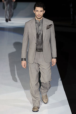 Giorgio Armani / - 2009-2010